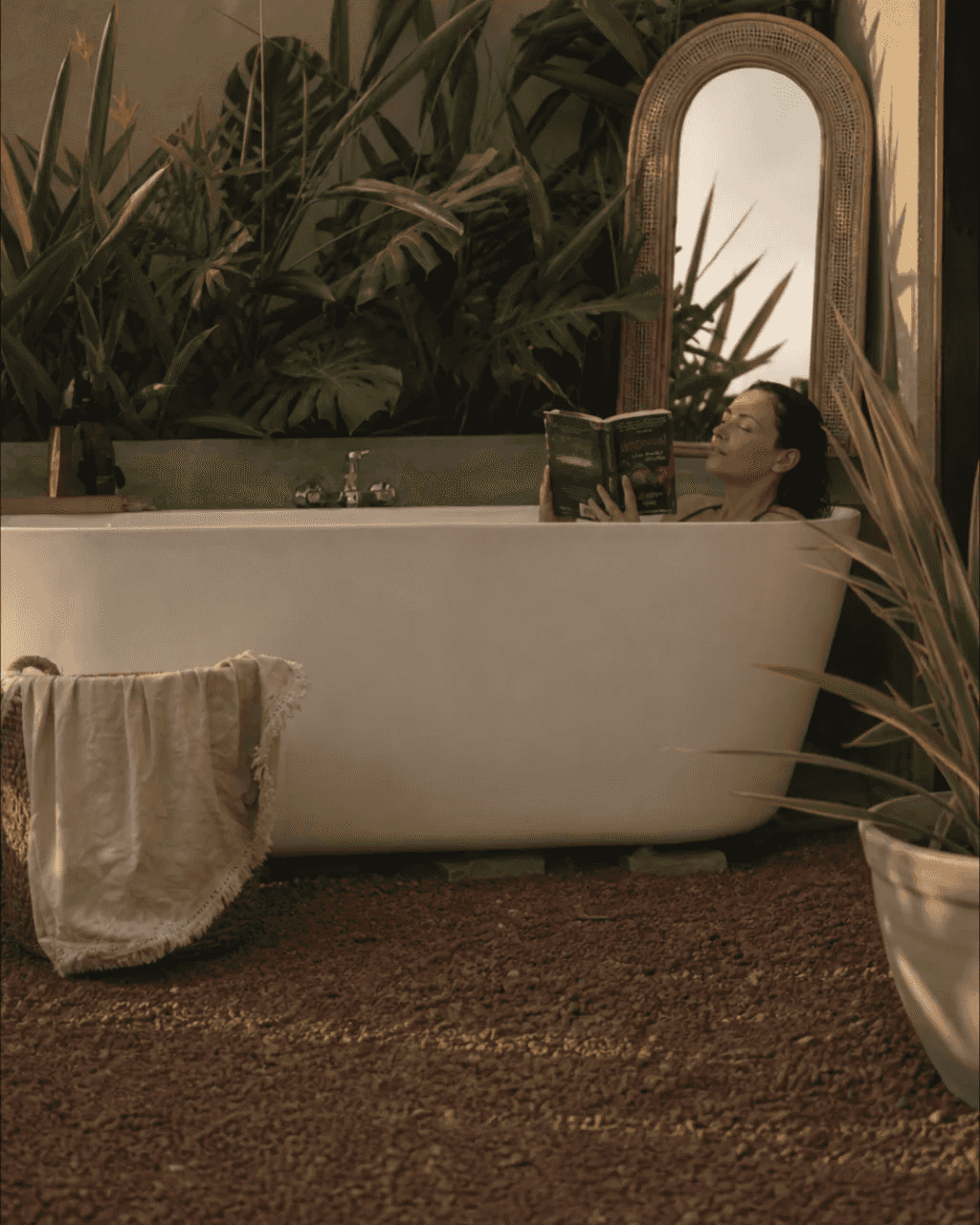 A quiet stay at Zen Koggala beside the lake